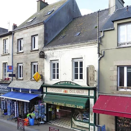 In Normandy Near Sandy Beaches, Cleaning Included Feriehus Neville-sur-Mer